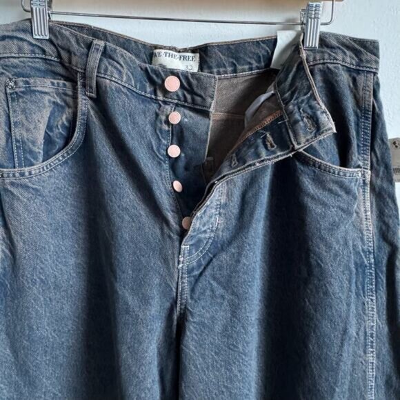 NWT WE THE FREE Good Luck Mid Rise Barrel Jeans - Picture 6 of 11